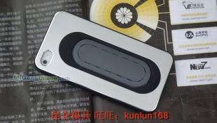 單手穩握，視界隨行 廣東直供iPhone 4S水貼花支架防護殼評測